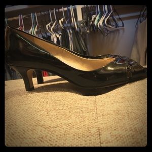 Antonio Melani Pumps